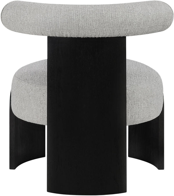 Meridian Furniture Calder Linen Accent Chair with Solid Wood Frame for Modern Scandinavian Living Room Comfort Style C Grey 33025Grey