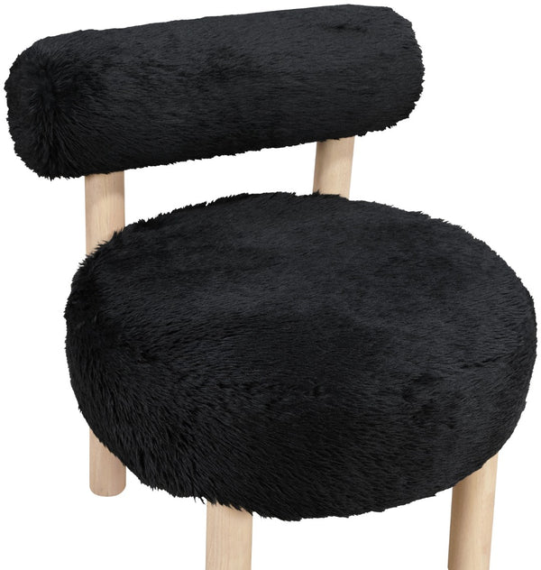 Meridian Furniture Ambre Plush Vegan Shearling Accent Chair with Solid Wood Legs for Modern Living Spaces Black Style A 33064Black