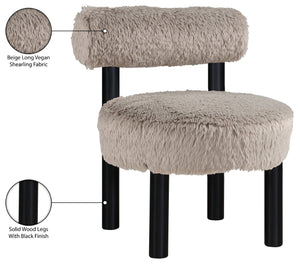 Meridian Furniture Ambre Plush Vegan Shearling Accent Chair with Solid Wood Legs for Modern Living Spaces Beige Style B 33065Beige