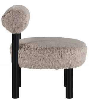 Meridian Furniture Ambre Plush Vegan Shearling Accent Chair with Solid Wood Legs for Modern Living Spaces Beige Style B 33065Beige