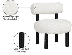 Meridian Furniture Ambre Plush Vegan Shearling Accent Chair with Solid Wood Legs for Modern Living Spaces Cream Style B 33065Cream