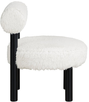 Meridian Furniture Ambre Plush Vegan Shearling Accent Chair with Solid Wood Legs for Modern Living Spaces Cream Style B 33065Cream