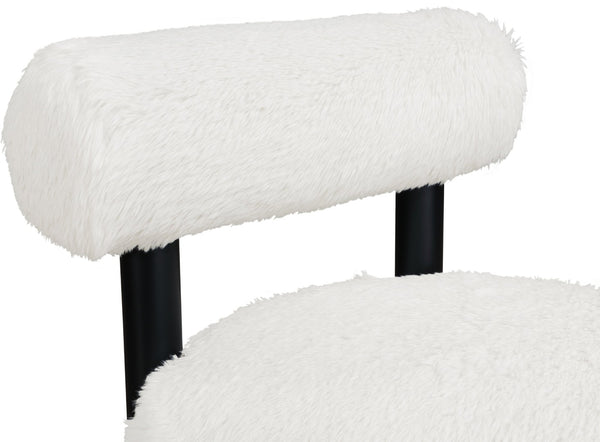 Meridian Furniture Ambre Plush Vegan Shearling Accent Chair with Solid Wood Legs for Modern Living Spaces Cream Style B 33065Cream