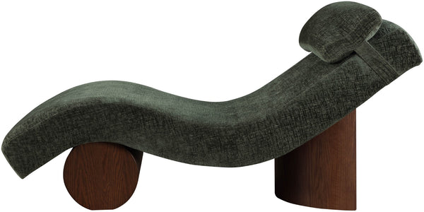 Meridian Furniture Marcella Art Deco Chaise Lounge with Sculptural Curves Plush Upholstery and Solid Wood Base Green 33087 33087Green