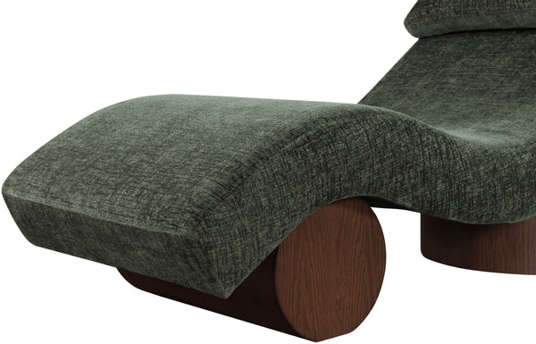 Meridian Furniture Marcella Art Deco Chaise Lounge with Sculptural Curves Plush Upholstery and Solid Wood Base Green 33087 33087Green