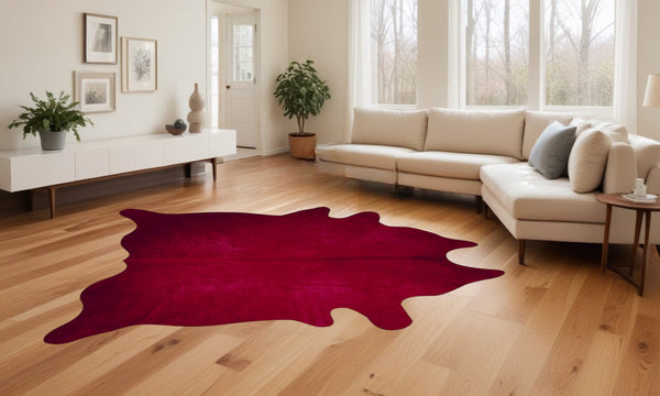 Homeroots 72" X 84" Burgundy Cowhide  Rug Burgundy Cowhide 332270