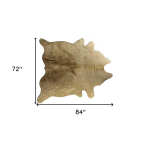 Homeroots 6' X 7' Gold Cowhide Area Rug Gold Cowhide 332271