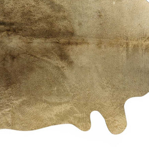 Homeroots 6' X 7' Gold Cowhide Area Rug Gold Cowhide 332271