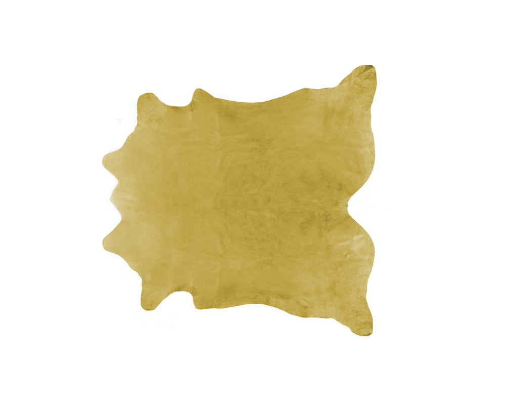 Homeroots 6' X 7' Gold Cowhide Cowhide Area Rug Honey Cowhide 332272