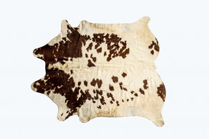 Homeroots 72" X 84" White And Brown Cowhide  Rug White,Brown Cowhide 332281