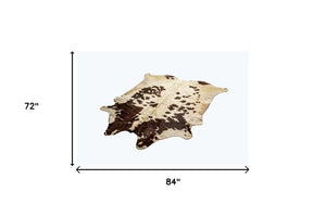 Homeroots 6' X 7' Brown And White Cowhide Handmade Area Rug White,Chocolate Cowhide 332282