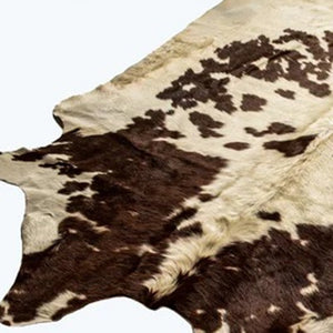 Homeroots 6' X 7' Brown And White Cowhide Handmade Area Rug White,Chocolate Cowhide 332282