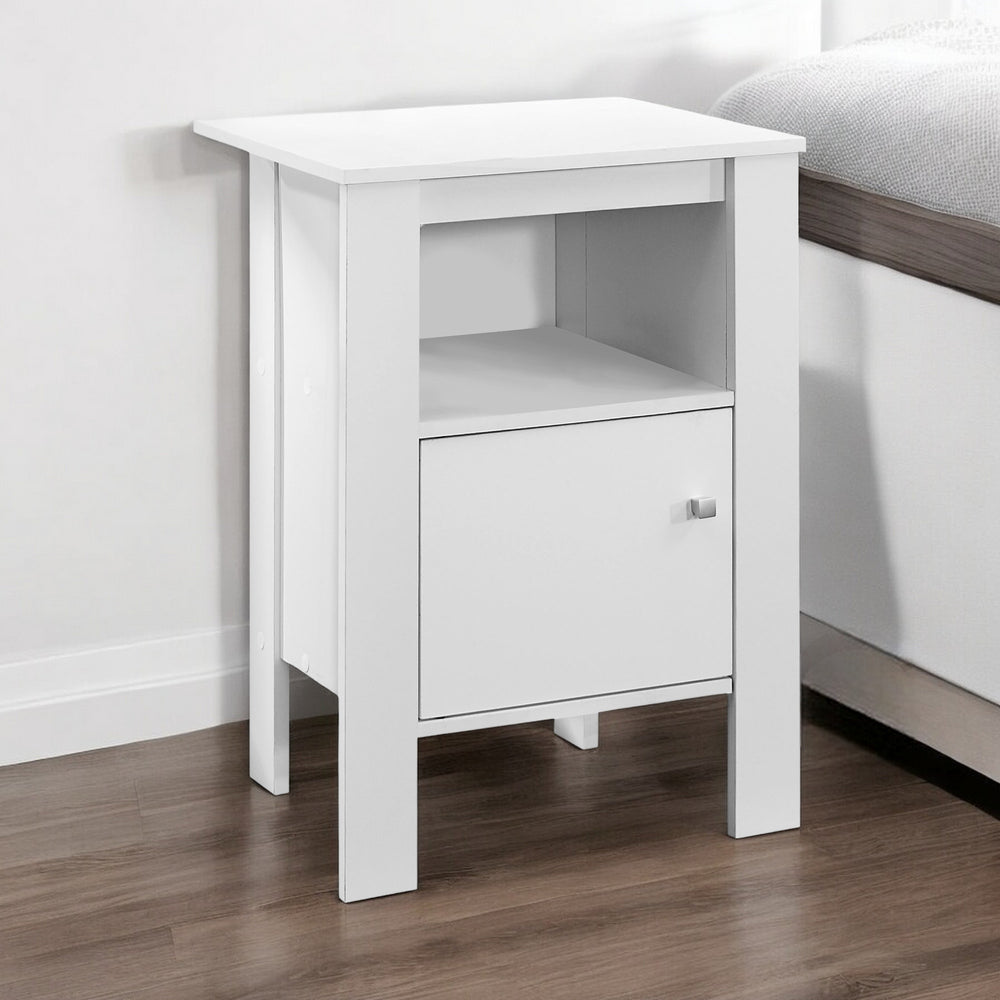 Homeroots 24" White Wood End Table With Shelf   332736