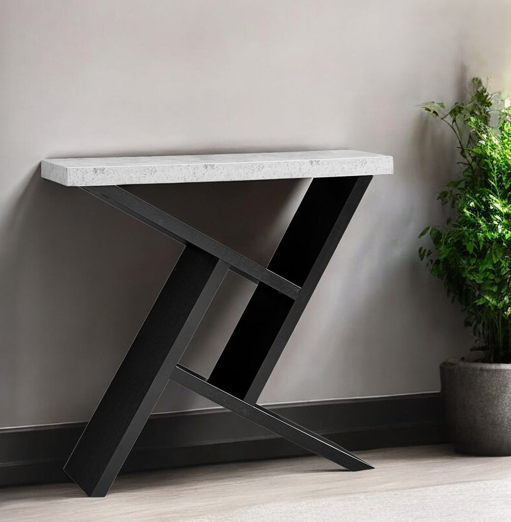 Homeroots 36" Gray And Black Abstract Console Table With Shelves   332791