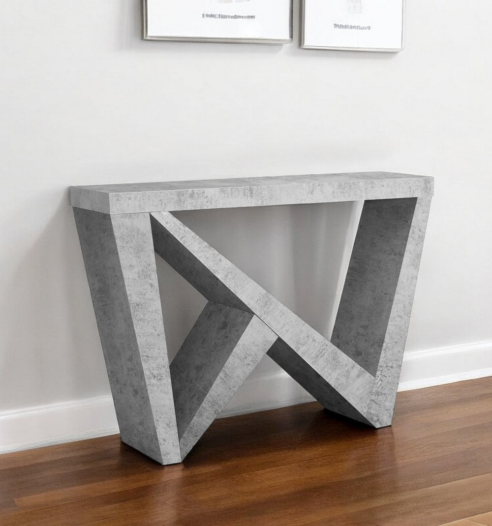 Homeroots 47" Gray Abstract Console Table   332808