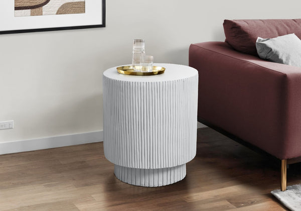 English Elm Accent Table Round Matte Finish Weather Resistant Magnesium Oxide Indoor Outdoor Side White B2710P461664