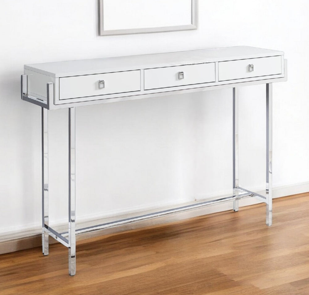 Homeroots 48" White And Silver Console Table And Drawers White  333154