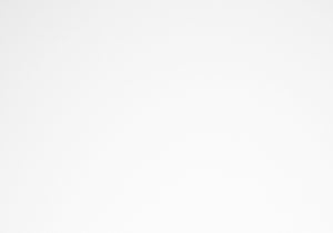 Homeroots 19" White Computer Desk White  333398