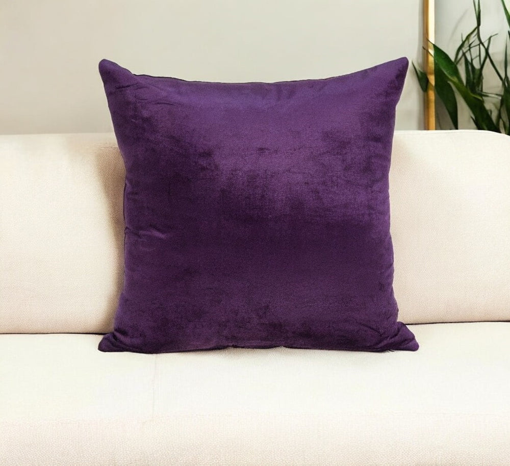 Homeroots 18" Purple Cotton Blend Throw Pillow   333993