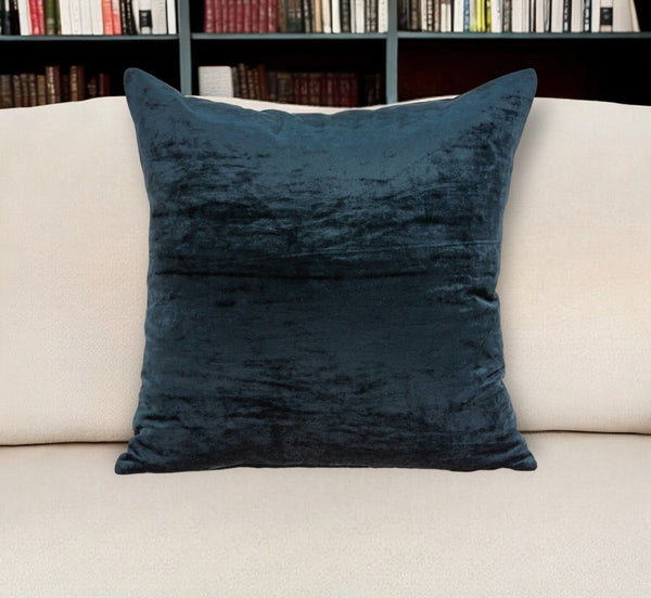 Homeroots 18" X 7" X 18" Transitional Dark Blue Solid Pillow Cover With Poly Insert   333997