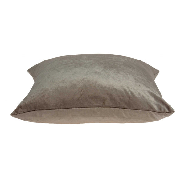 Homeroots 18" X 7" X 18" Transitional Taupe Solid Pillow Cover With Poly Insert   333998