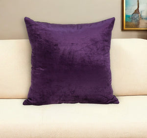 Homeroots 20" X 7" X 20" Transitional Purple Solid Pillow Cover With Poly Insert   334008