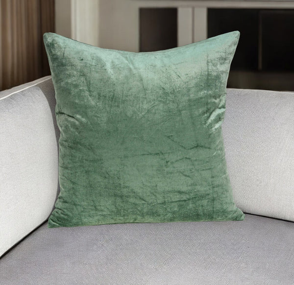 Homeroots 20" X 7" X 20" Transitional Green Solid Pillow Cover With Poly Insert   334009