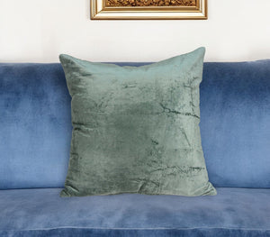 Homeroots 20" X 7" X 20" Transitional Sea Foam Solid Pillow Cover With Poly Insert   334021