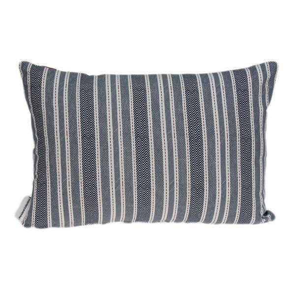 Homeroots 14" X 20" Gray Cotton Throw Pillow   334037