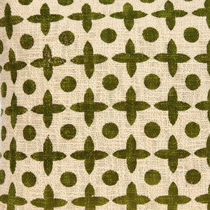 Homeroots 18" X 7" X 18" Transitional Beige Printed Pillow Cover With Poly Insert   334038