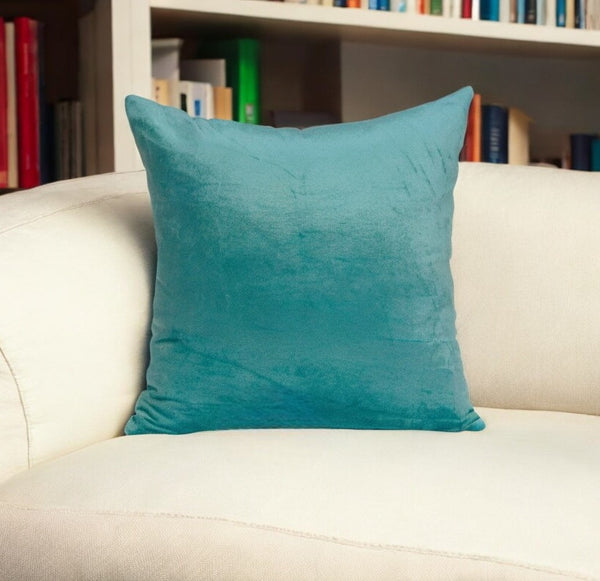 Homeroots 22" X 7" X 22" Transitional Aqua Solid Pillow Cover With Poly Insert   334047