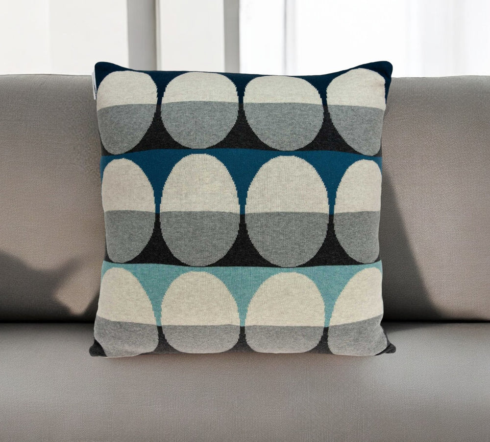 Homeroots 20" X 7" X 20" Transitional Gray And Blue Pillow Cover With Poly Insert   334053