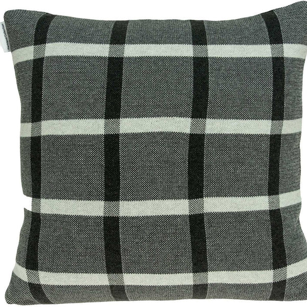 Homeroots 20" X 7" X 20" Transitional Gray Pillow Cover With Poly Insert   334057
