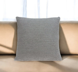 Homeroots 20" X 7" X 20" Elegant Transitional Gray Pillow Cover With Poly Insert   334069