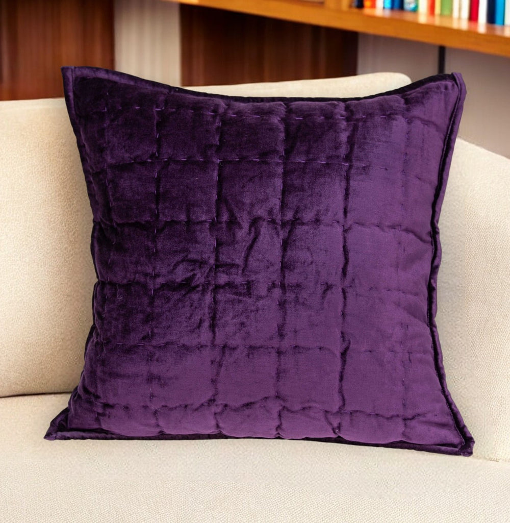 Homeroots 20" X 20" Purple Cotton Blend Zippered Pillow   334089