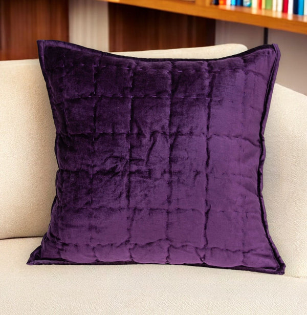 Homeroots 20" X 20" Purple Cotton Blend Zippered Pillow   334089