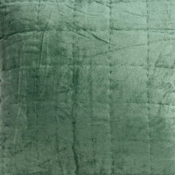 Homeroots 20" X 7" X 20" Transitional Green Solid Quilted Pillow Cover With Poly Insert   334090