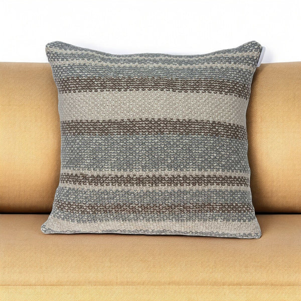 Homeroots 20" X 7" X 20" Charmingtransitional Tan Cotton Pillow Cover With Poly Insert   334108