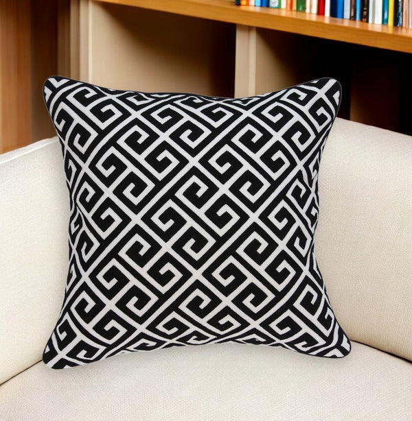 Homeroots 20" X 7" X 20" Cool Transitional Black And White Pillow Cover With Poly Insert   334117