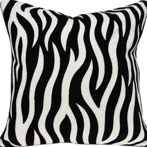 Homeroots 20" X 7" X 20" Transitional Black And White Zebra Pillow Cover With Poly Insert   334118