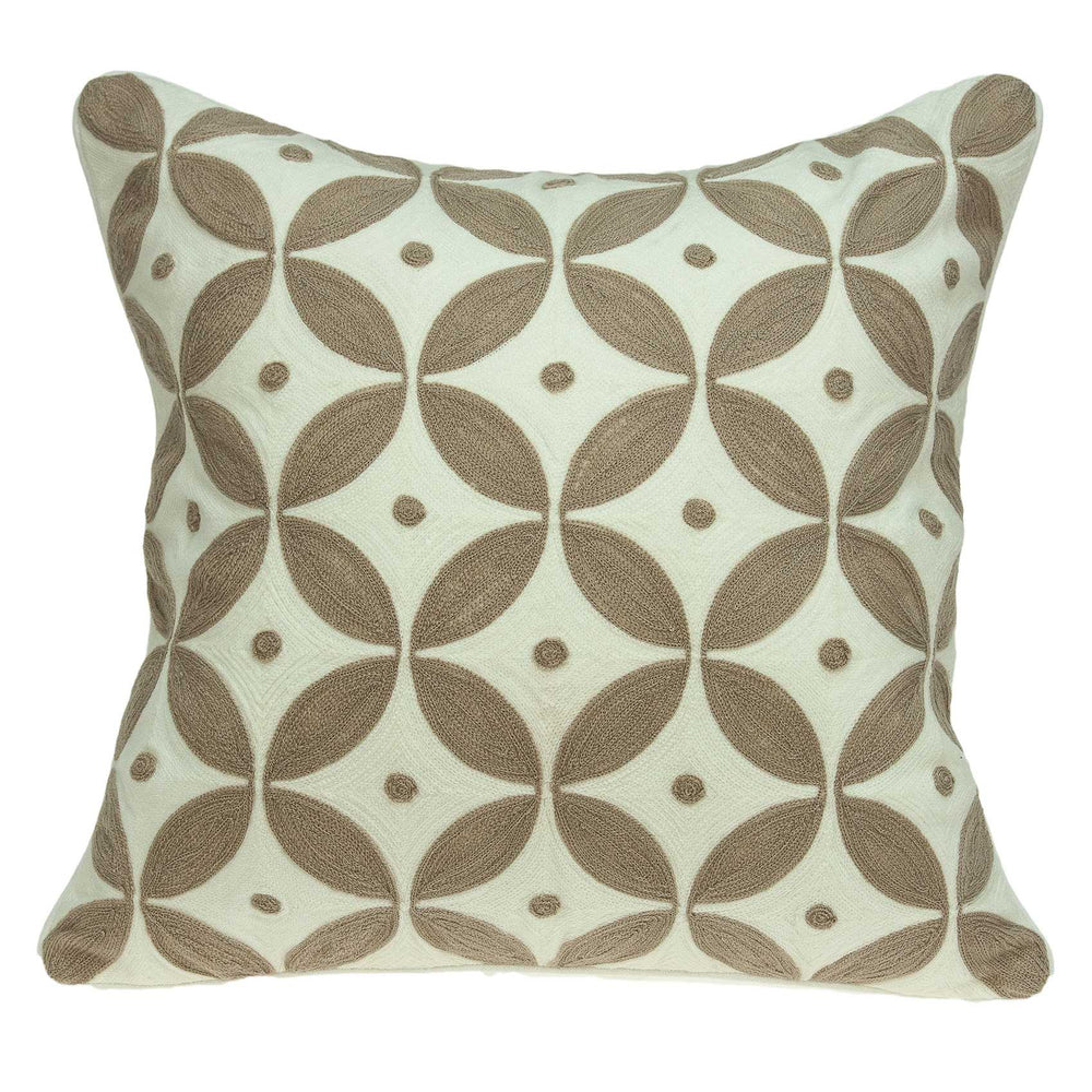 Homeroots 20" X 7" X 20" Transitional Beige And White Accent Pillow Cover With Poly Insert   334127