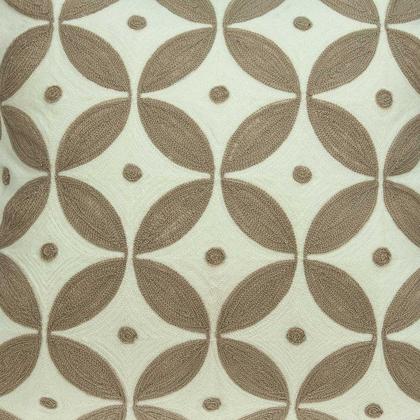 Homeroots 20" X 7" X 20" Transitional Beige And White Accent Pillow Cover With Poly Insert   334127