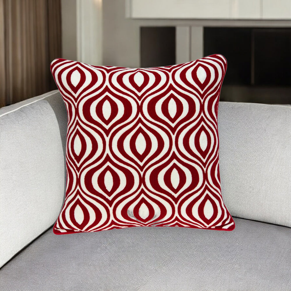 Homeroots 20" X 7" X 20" Transitional Red And White Pillow Cover With Poly Insert   334131