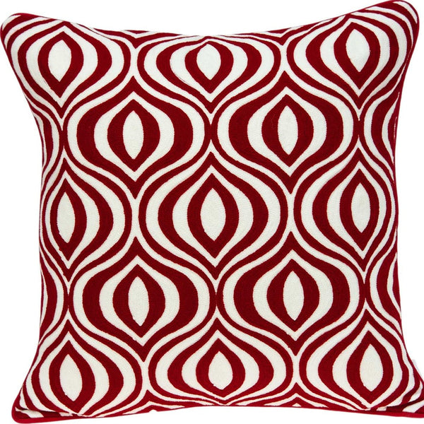 Homeroots 20" X 7" X 20" Transitional Red And White Pillow Cover With Poly Insert   334131