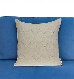 Homeroots 20" X 6" X 14" Transitional Beige Pillow Cover With Poly Insert   334149