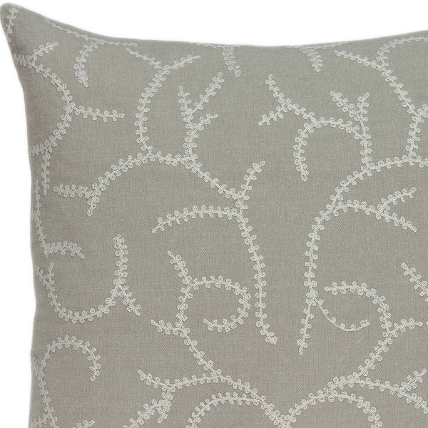 Homeroots 20" X 7" X 20" Elegant Transitional Beige Pillow Cover With Poly Insert   334153