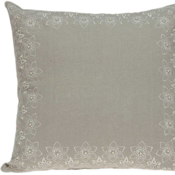 Homeroots 20" X 7" X 20" Decorative Transitional Beige Pillow Cover With Poly Insert   334168