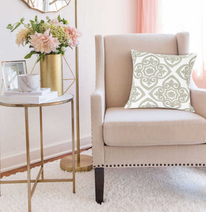 Homeroots 20" X 7" X 20" Bling Ivory Pillow Cover With Poly Insert   334187