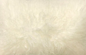Homeroots 20" Creamy Genuine Tibetan Lamb Fur Pillow With Microsuede Backing   334355