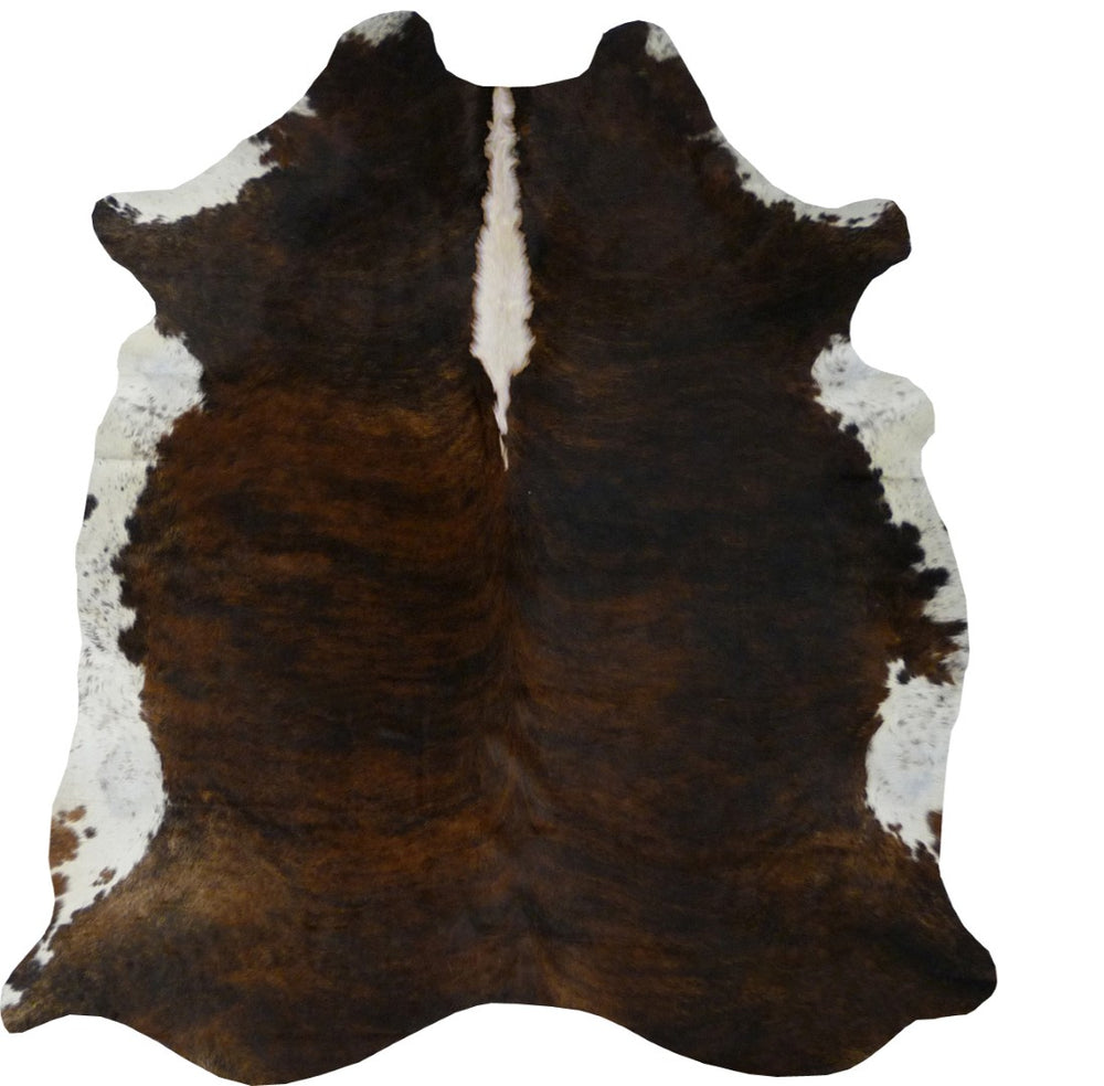 HomeRoots 5' Handmade Cowhide Area Rug - Rustic Elegance for Warmth, Unique Texture, and Style in Any Room Classic 334406